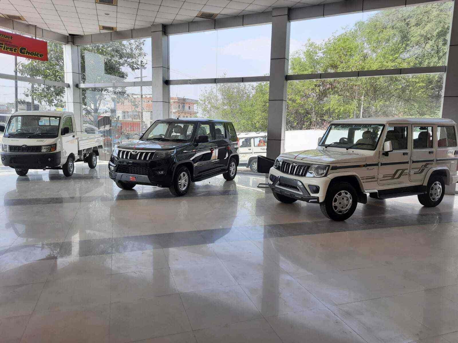 Agarwal Auto Sales (Mahindra & Powertrac)